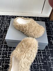 Balenciaga Furry Slide 01 - 2