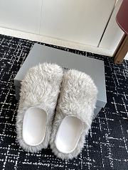 Balenciaga Furry Slide 05 - 3