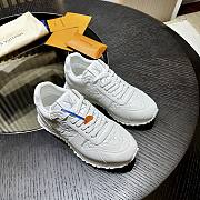 LV Run Away 02 - 3