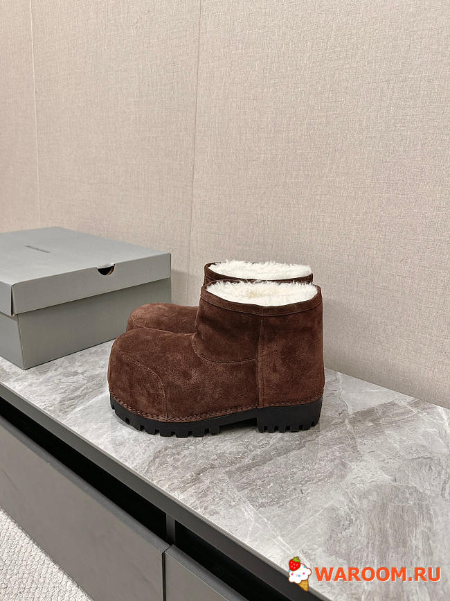 Balenciaga low boot  05 - 1