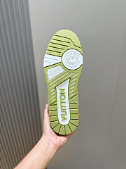 Louis Vuitton Trainer Sneaker 15 - 4