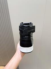 Louis Vuitton High-top sneakers 01 - 3