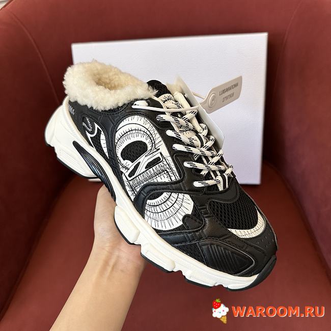 Dior low-top plush sneakers 01 - 1