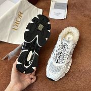 Dior low-top plush sneakers 02 - 2