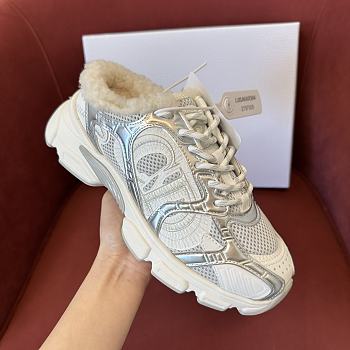 Dior low-top plush sneakers 05