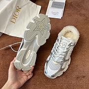 Dior low-top plush sneakers 05 - 2