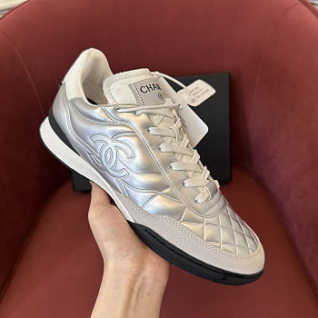 Chanel sneaker 01